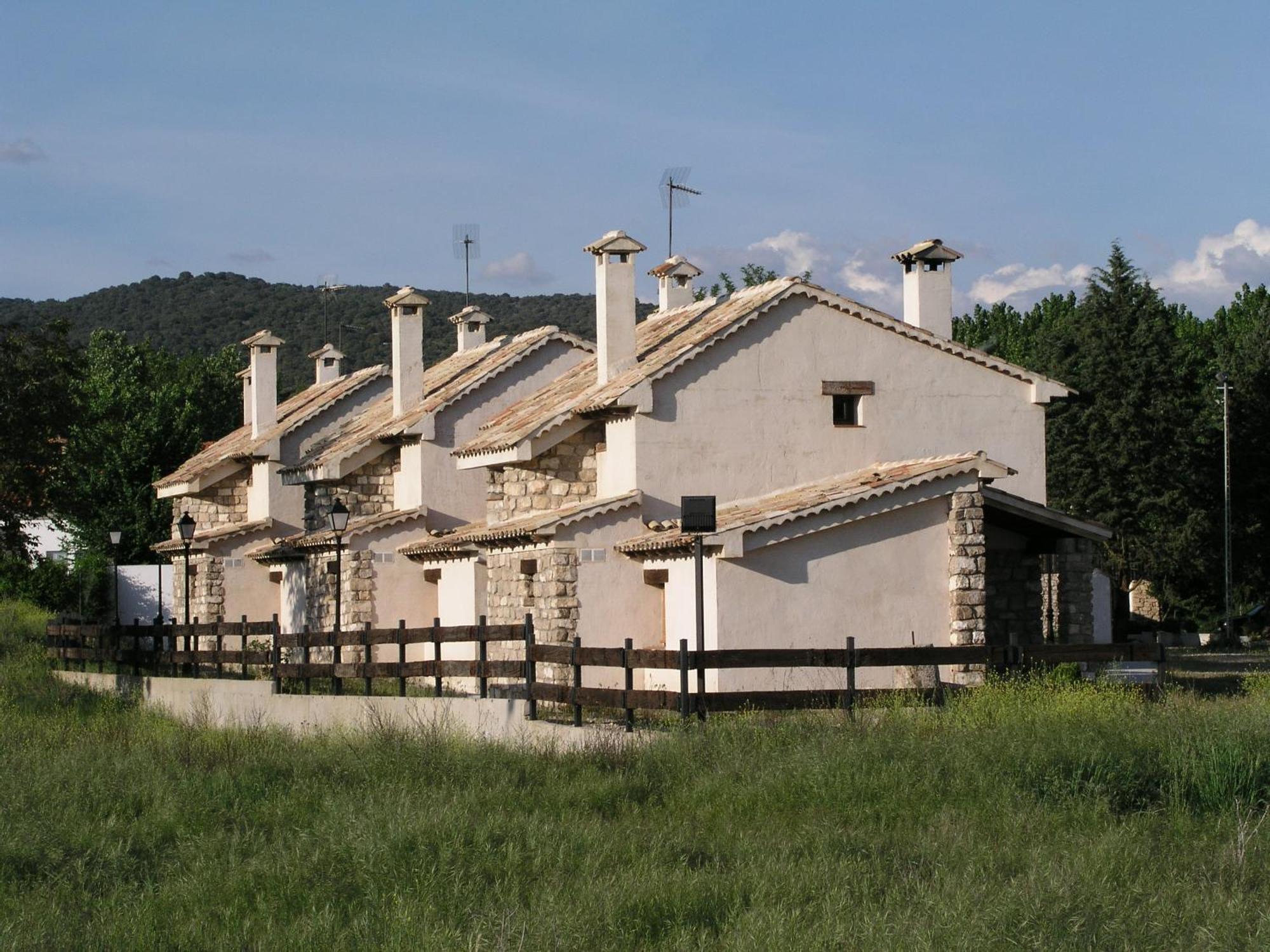 ויאלבה דה לה סיירה Casa Rural Nelia מראה חיצוני תמונה